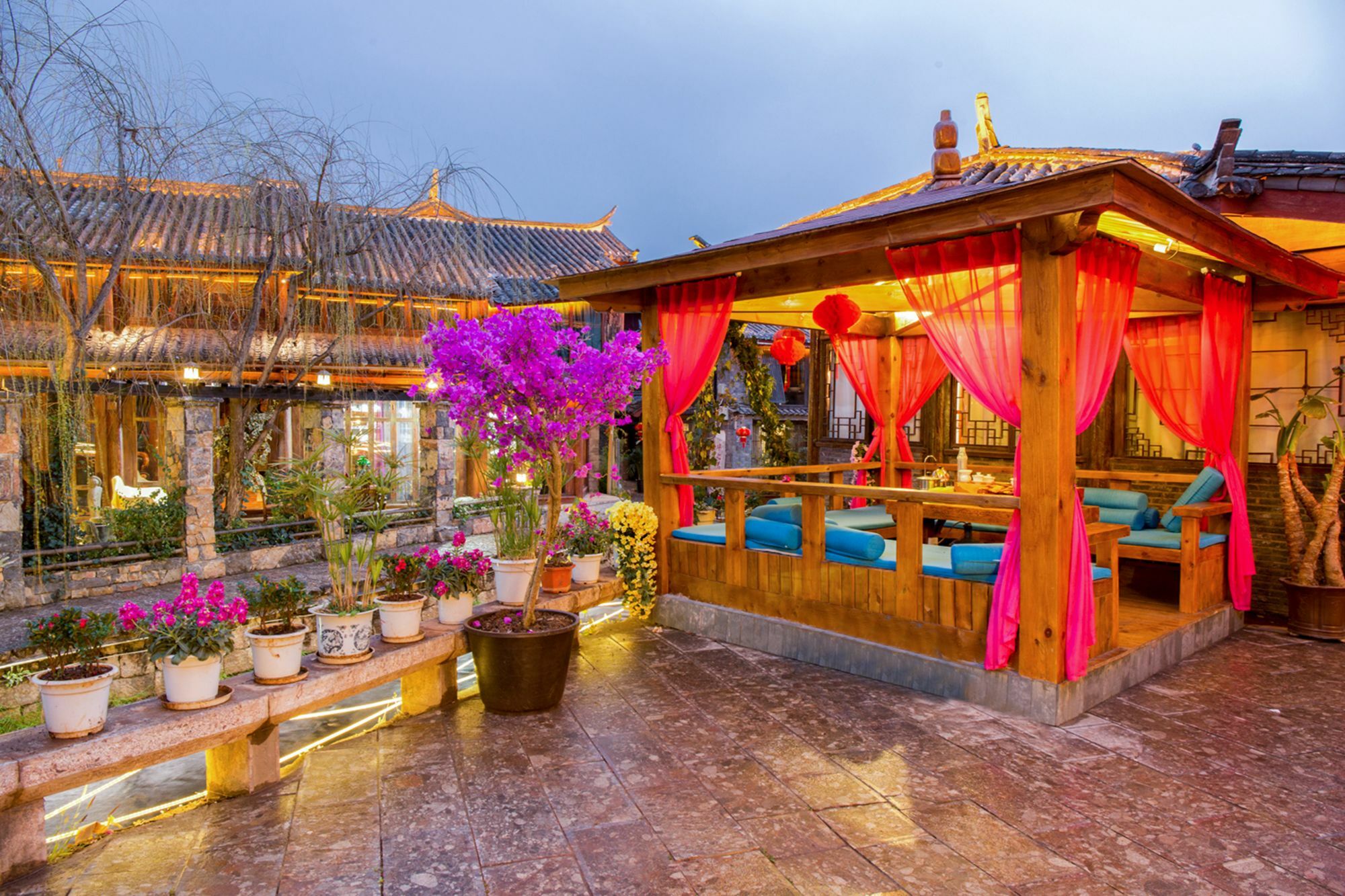Love Cloud Boutique Chain Hotel In The Water Side Лицзян Экстерьер фото